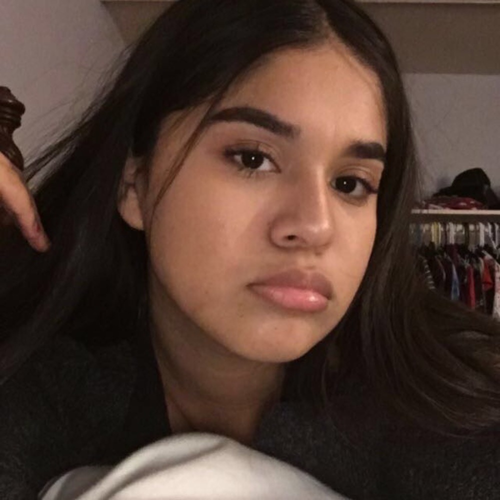 Meet your Posher, Yanelli